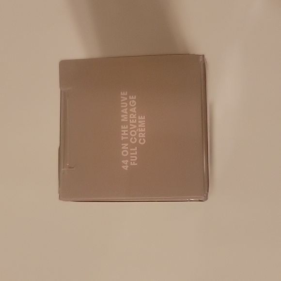 Essie - Picture 2 of 3